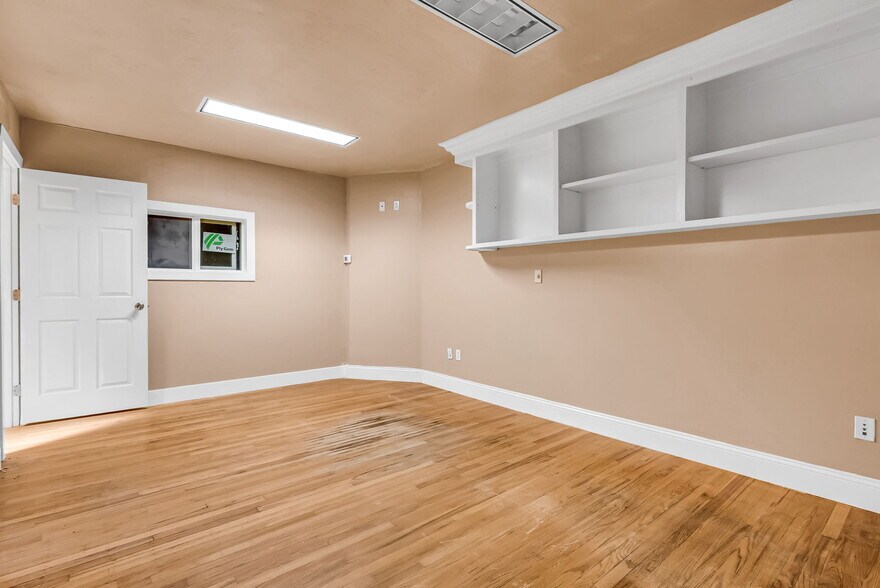 More Photos Of 1029 Tennessee St, Vallejo Storefront For Lease