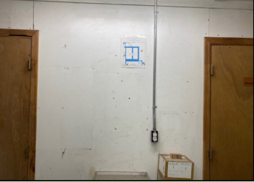 More Photos Of 103 Industrial Park Dr, Perry Industrial For Lease