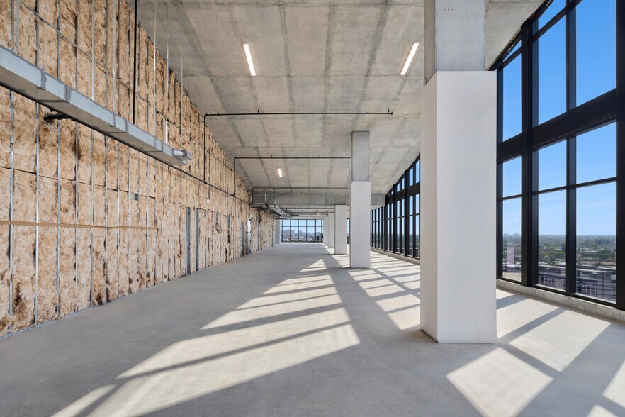 More Photos Of 800 N Federal Hwy, Hallandale Beach Medical For Sale