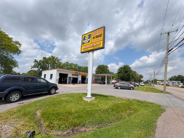 Primary Photo Of 66 Fayette St, Waterloo Town Auto Repair For Sale