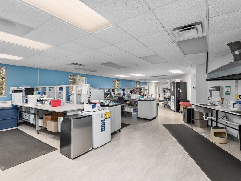 More Photos Of 7 McDowell St, Asheville Medical For Sale