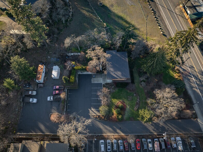 More Photos Of 3239 Cascade Ave, Hood River Office Residential For Lease