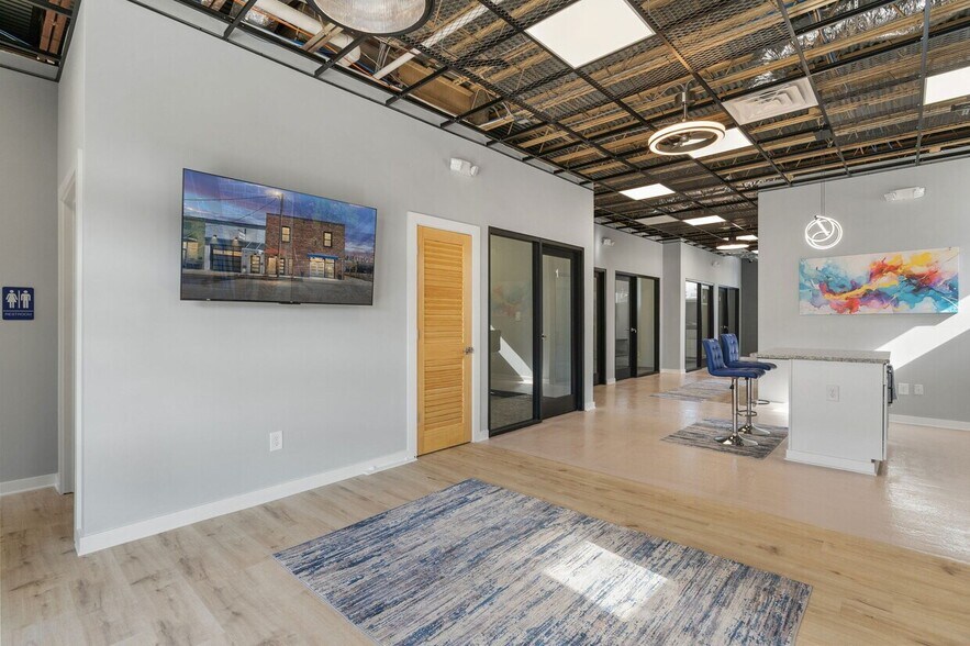 More Photos Of 117 S Main St, Hopewell Coworking Space