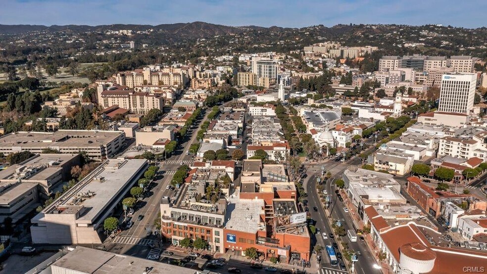 More Photos Of 1147 Westwood Blvd, Los Angeles General Retail For Lease