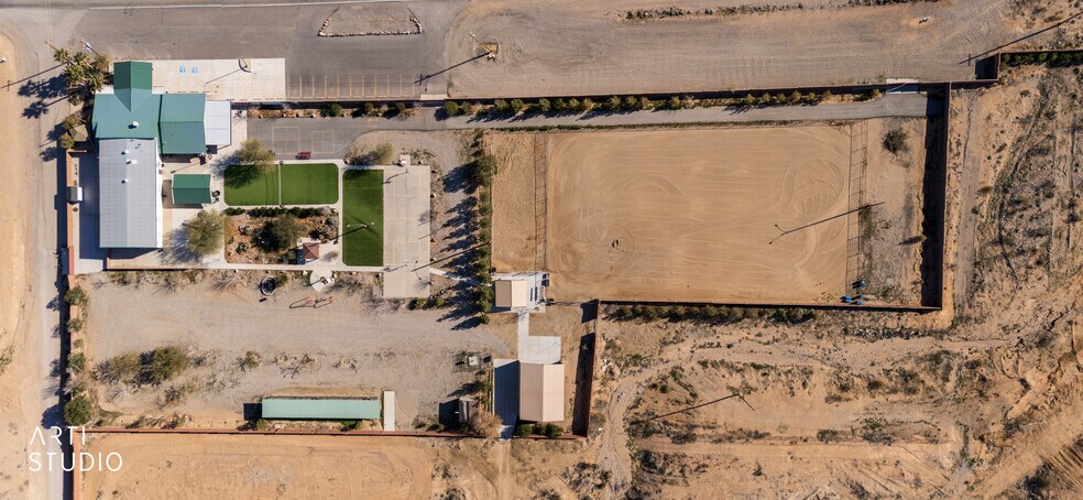More Photos Of 3767 S Scenic Blvd, Littlefield Flex For Sale