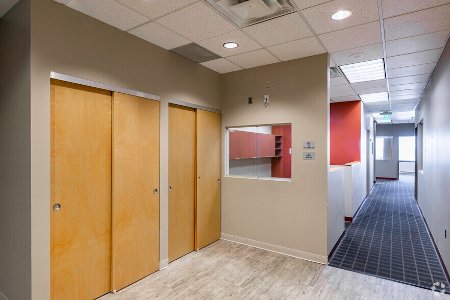 More Photos Of 777 Terrace Ave, Hasbrouck Heights Office For Lease