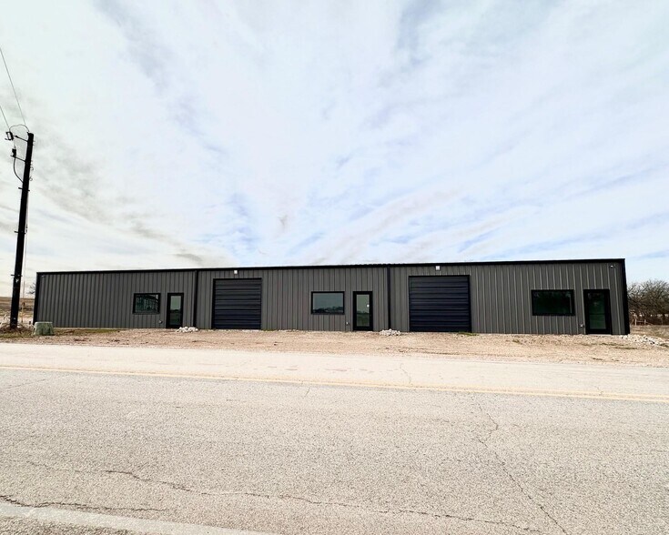 More Photos Of 4916 Fairview Road Unit #103, Millsap Industrial For Lease