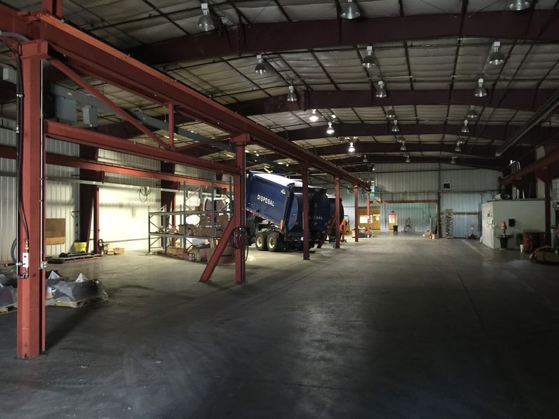 More Photos Of 1735 W 53rd St, Anderson Manufacturing For Sale