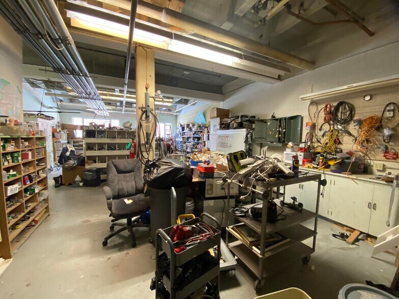 More Photos Of 25 Ewing St, Helena Medical For Sale