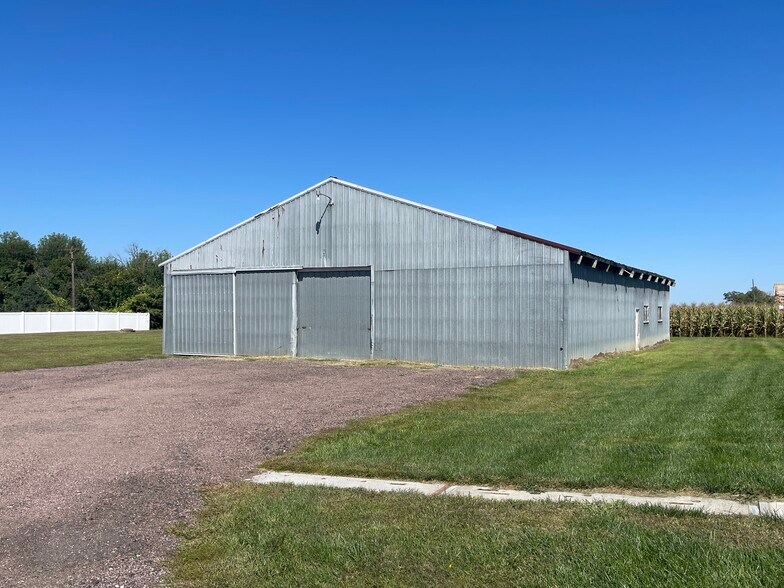 More Photos Of 109 N 23rd St, Dakota City Specialty For Sale
