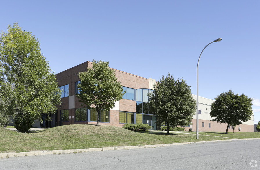 Primary Photo Of 1315 Rue Gay-Lussac, Boucherville Warehouse For Lease