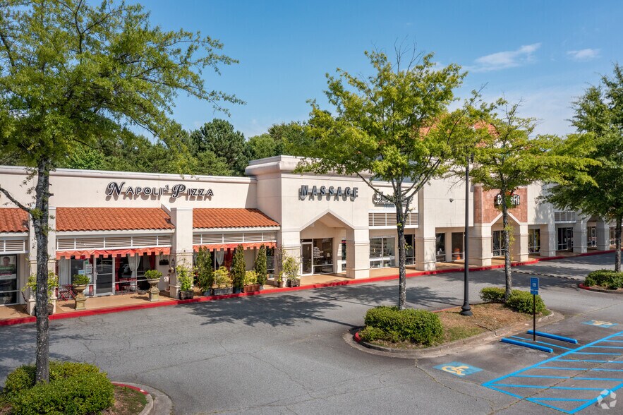 More Photos Of 10305 Medlock Bridge Rd, Duluth General Retail For Lease