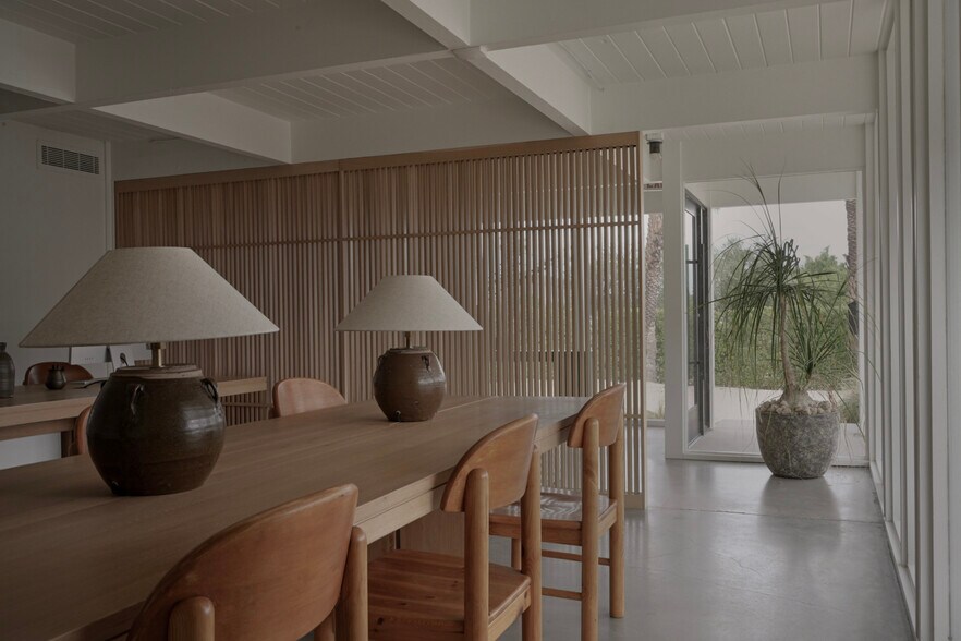 More Photos Of 72245 El Paseo, Palm Desert Office For Sale