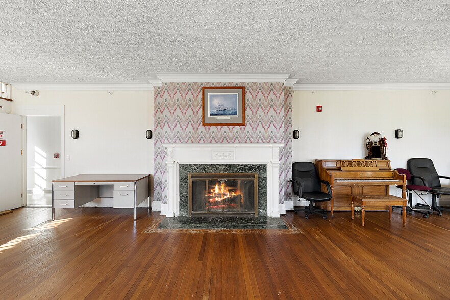 More Photos Of 9334 North River Rd, Algonac Congregate Senior Housing For Sale