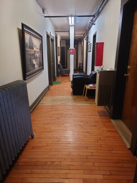 More Photos Of 238 S Broadway, Denver General Retail For Sale