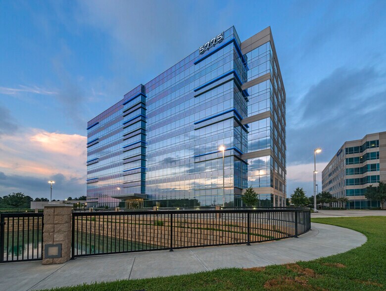 More Photos Of 5775-5875 N Sam Houston Pky W, Houston Unknown For Lease