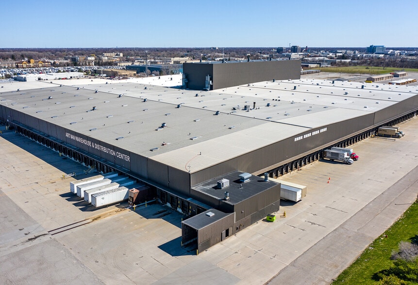 More Photos Of 6500 14 Mile Rd, Warren Warehouse For Lease
