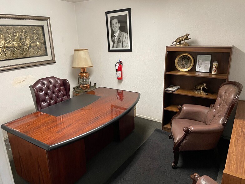 More Photos Of 1666 Cota Ave, Long Beach Warehouse For Sale