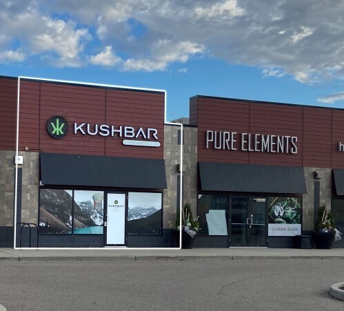 More Photos Of 7701 44 St, Lloydminster General Retail For Lease