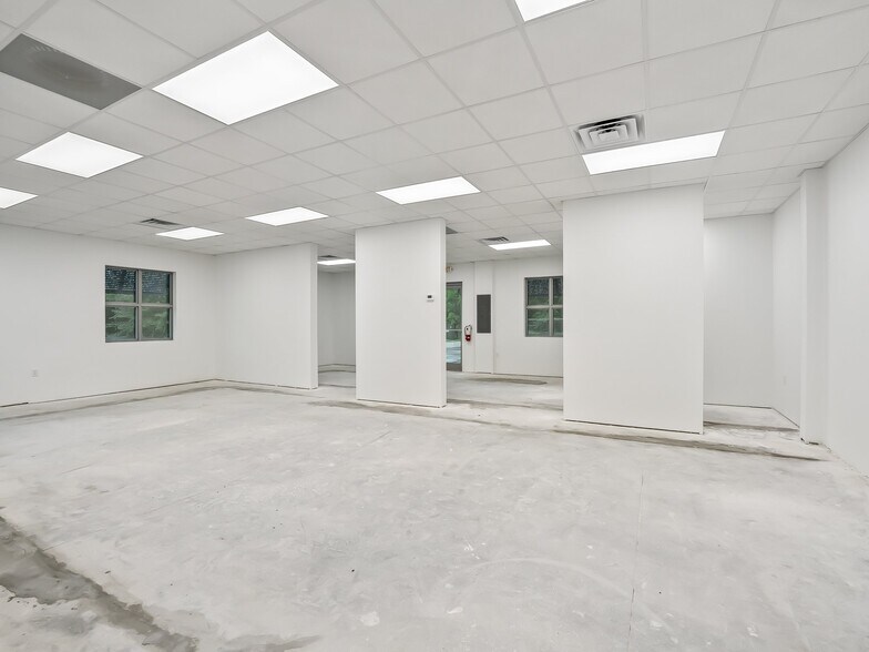 More Photos Of 871-801 Highway 466, Lady Lake Unknown For Lease