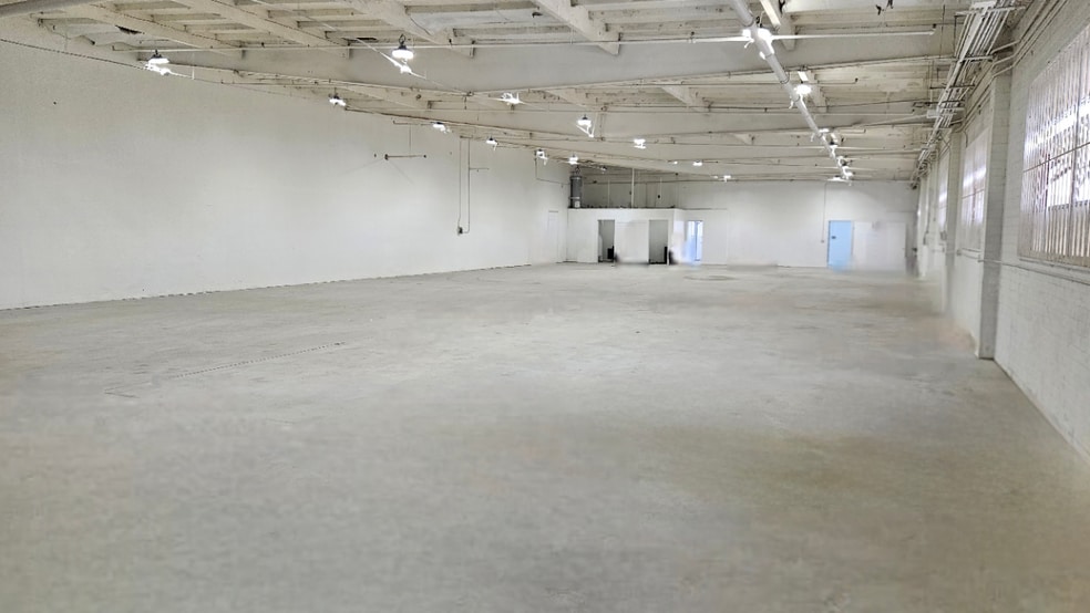 More Photos Of 7142-7148 Condor Ave, Commerce Warehouse For Lease