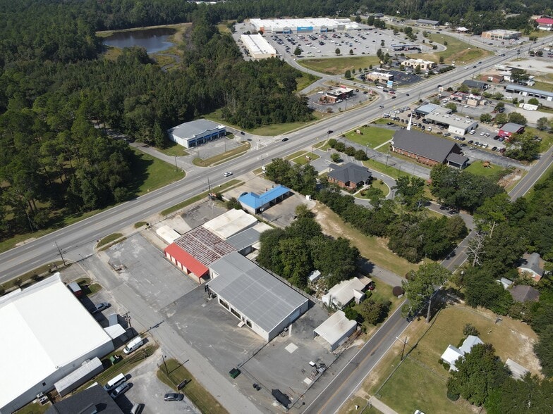 More Photos Of 433 S Main St, Swainsboro Showroom For Sale