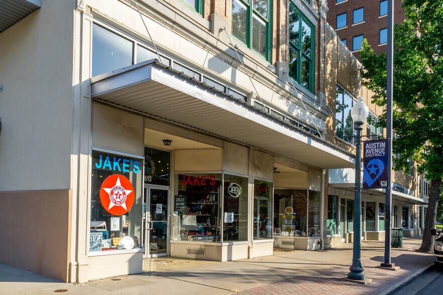 More Photos Of 613 Austin Ave, Waco Storefront Retail Office For Sale