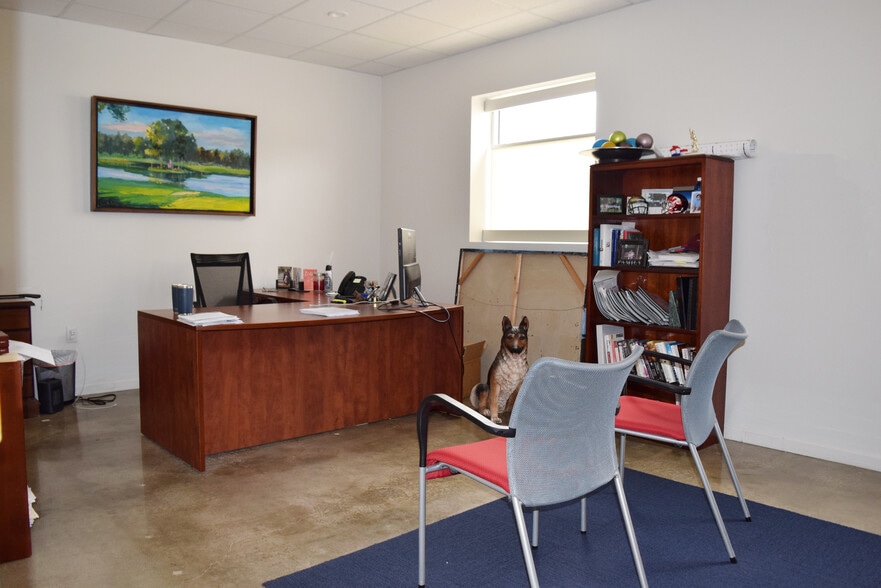 More Photos Of 519 W 7th St, Little Rock Office For Sale