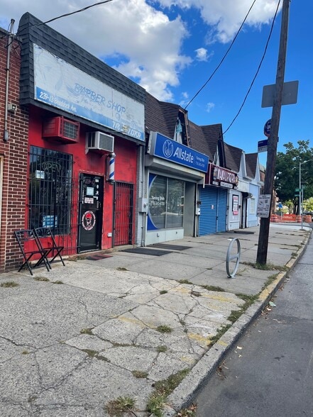 Primary Photo Of 23915 Braddock Ave, Bellerose Storefront For Lease