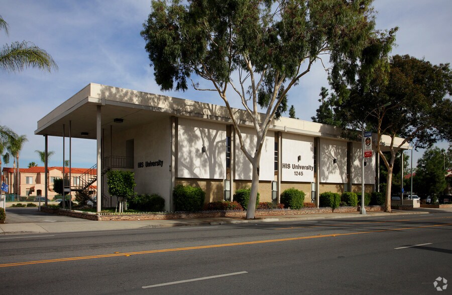More Photos Of 1245 W 6th St, Corona Medical For Lease