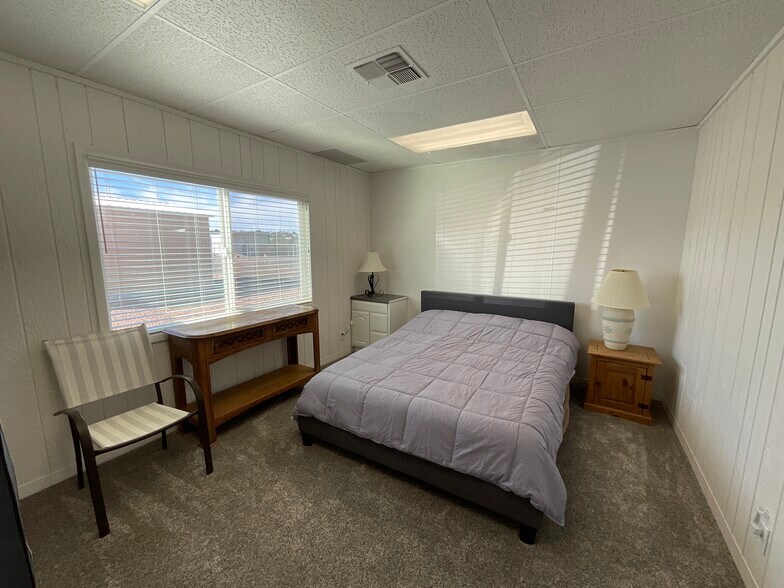 More Photos Of 8356 Silver Creek Dr, Show Low Office For Sale