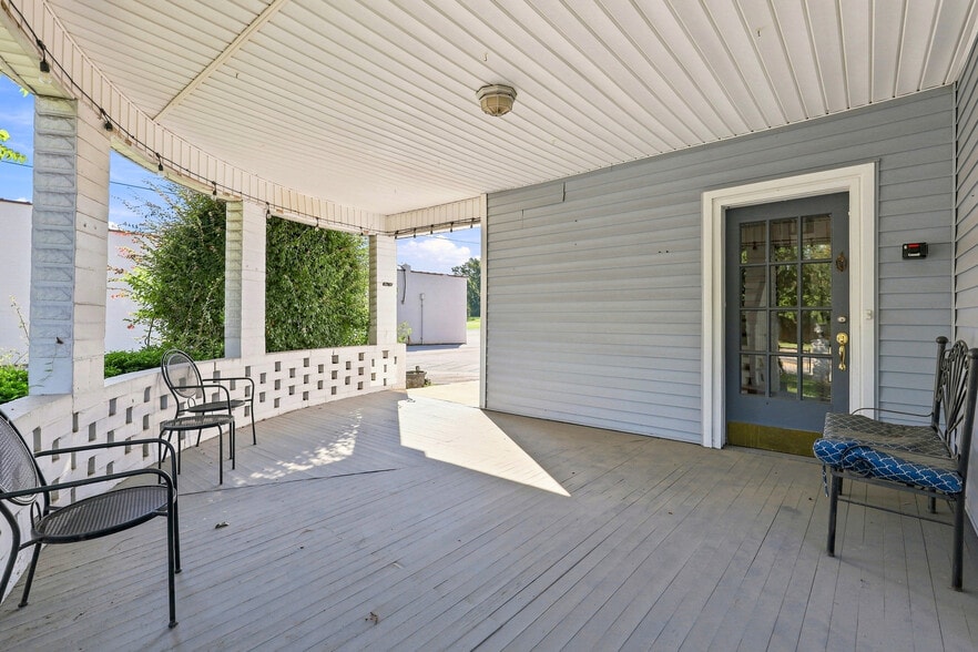 More Photos Of 339 W Main St, Easley Office For Sale