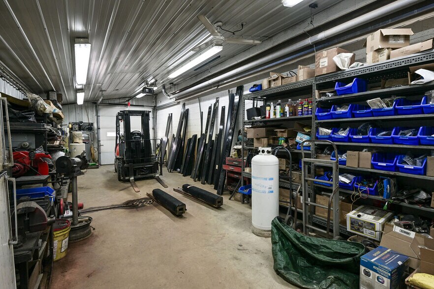 More Photos Of 5011 State Highway 13/34 Hwy, Wisconsin Rapids Storefront For Sale