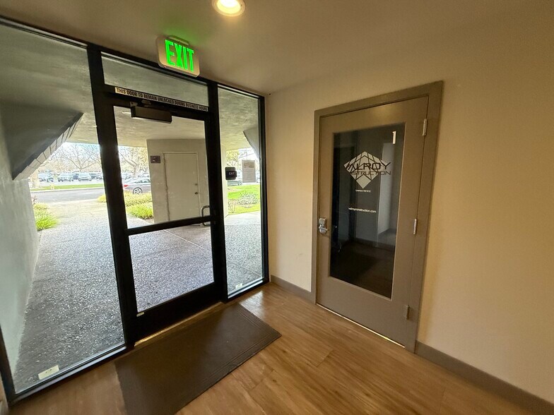 More Photos Of 1000 Delbon Ave, Turlock Medical For Lease