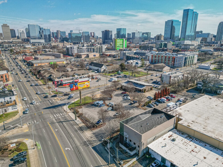 More Photos Of 1811 Charlotte Ave, Nashville Storefront Retail Office For Sale