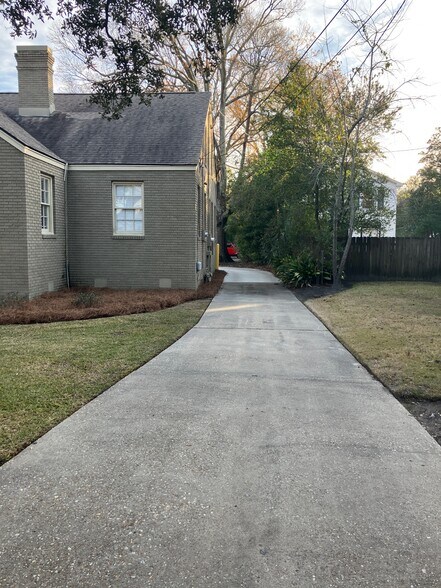 More Photos Of 513 Savannah Hwy, Charleston Medical For Lease