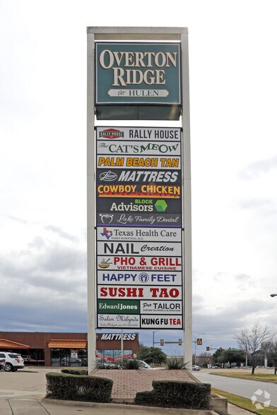 More Photos Of 4922-4274 Overton Ridge Blvd, Fort Worth Unknown For Lease