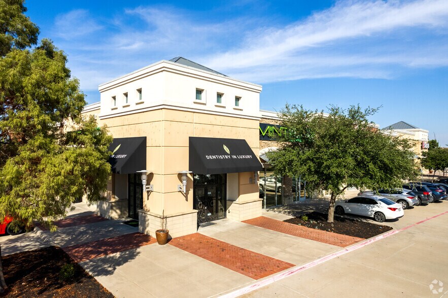 More Photos Of 2805 E Grapevine Mills Cir, Grapevine General Retail For Sale