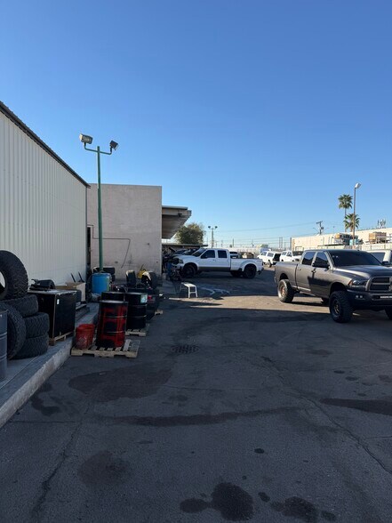 More Photos Of 2020 W Cheryl Dr, Phoenix Manufacturing For Sale