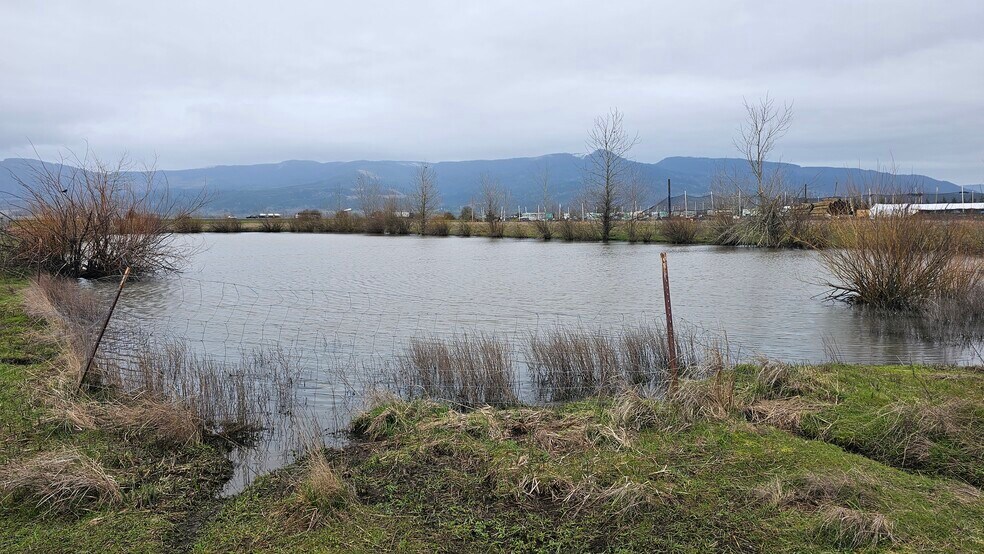 More Photos Of North Coburg Rd @ Diamond Hill Road, Harrisburg Land For Sale