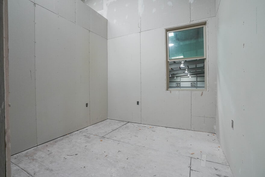 More Photos Of 2465 FM 359 Rd S, Brookshire Warehouse For Sale