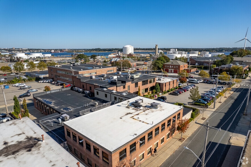 More Photos Of 717 Allens Ave, Providence Medical For Lease