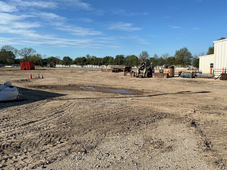 More Photos Of 3021 Hwy 190 W, Port Allen Land For Lease