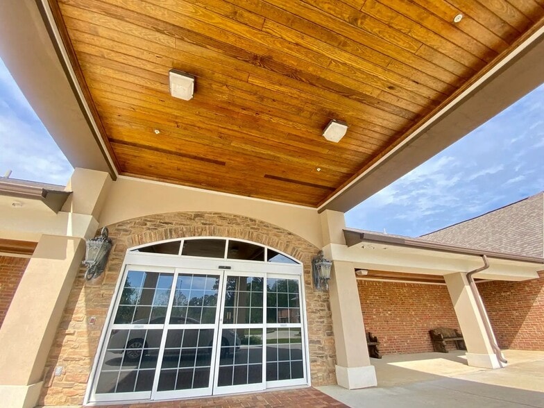 More Photos Of 104 Mbl Bank Dr, Minden Assisted Living For Sale