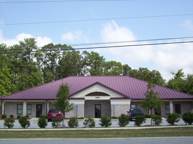 Primary Photo Of 1490 Milstead Rd, Conyers Medical For Sale
