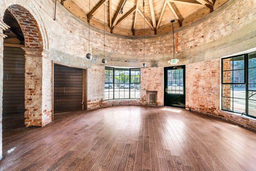 More Photos Of 1139 Glendon Ave, Los Angeles Restaurant For Lease