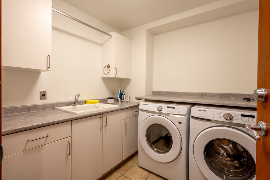 More Photos Of 3012 Alpine Cres, Whistler Hospitality For Sale