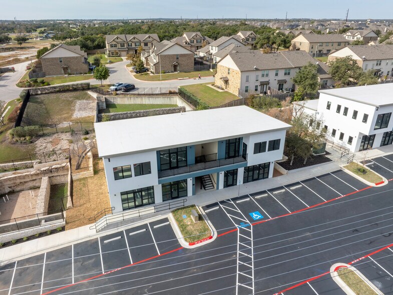 More Photos Of 1651 S Bell Blvd, Cedar Park Storefront Retail Office For Sale