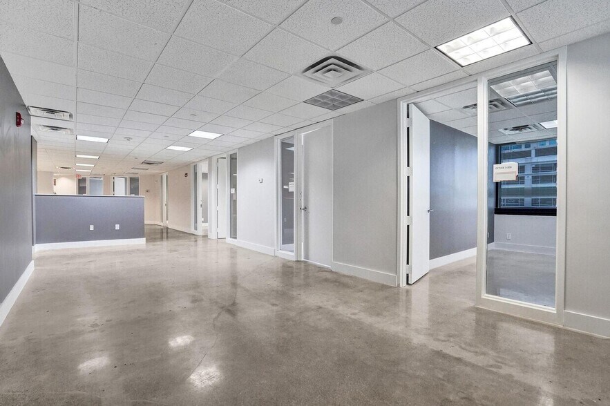 More Photos Of 200 S Andrews Ave, Fort Lauderdale Medical For Sale