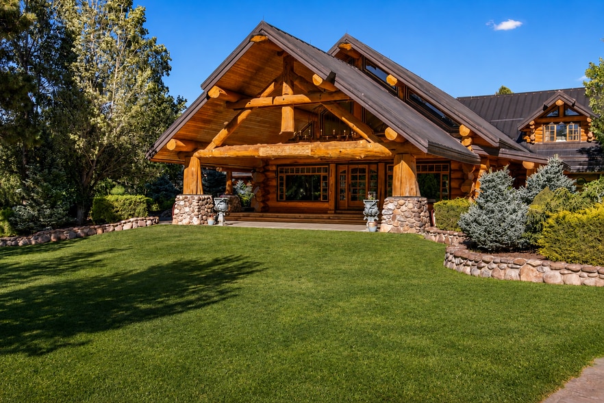 More Photos Of 1613 Black Canyon Rd, Heber Lodge Meeting Hall For Sale